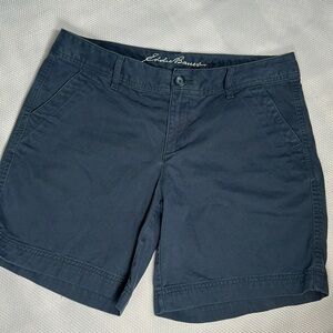 Women’s Eddie Bauer legend Wash chino shorts